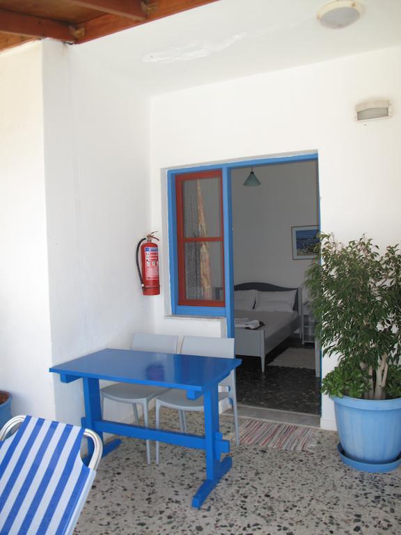 Tasomanolis Studios *